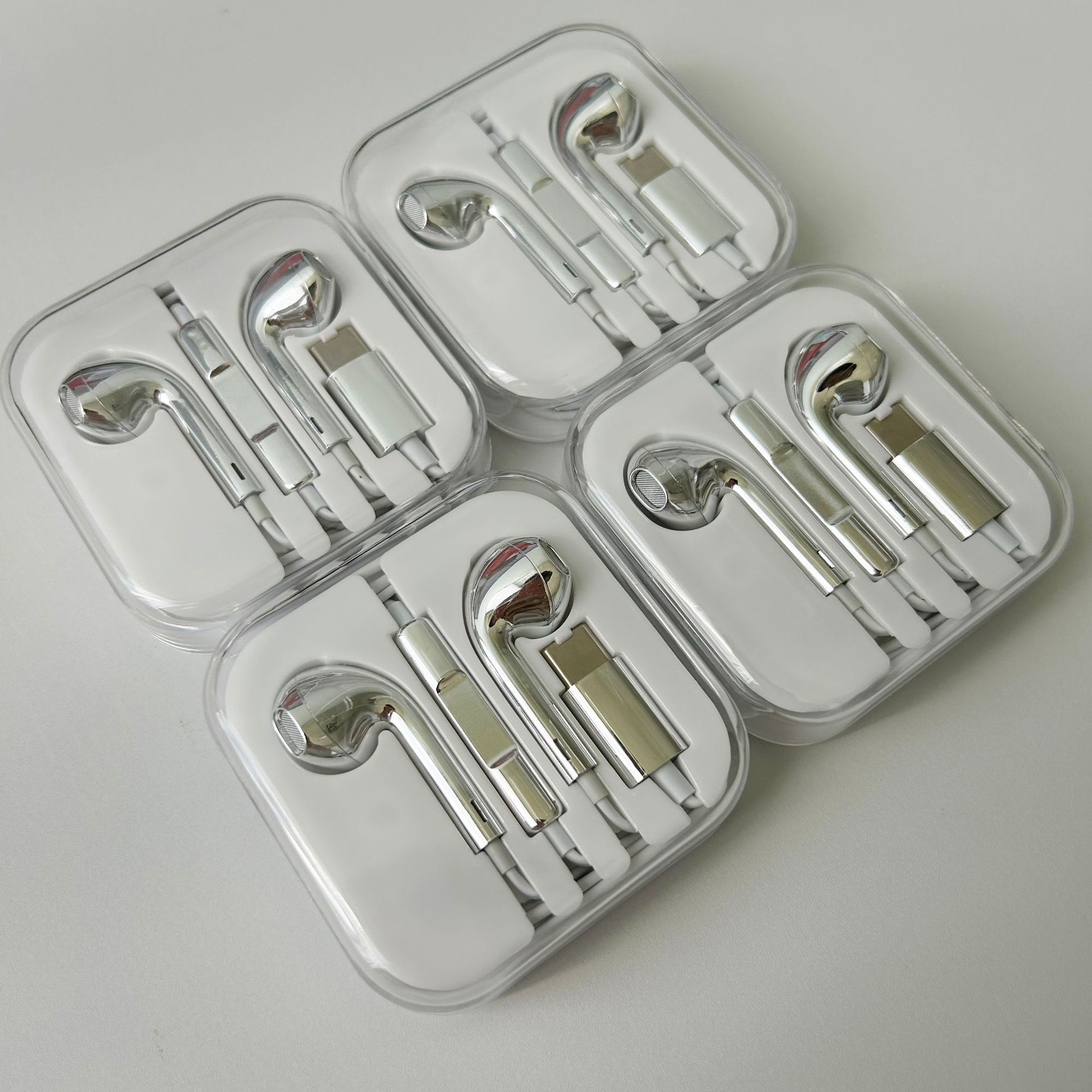 Electroplated In-ear Headphones With Microphone And Inline Controls