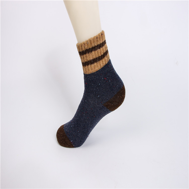 Title 14, Warme Damensocken für Herbst und Winter