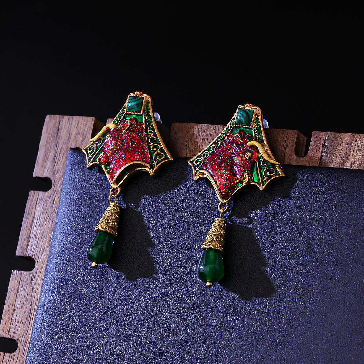 Ox Head Stud Earrings Retro Mid-ancient Light Luxury Earrings Eardrops
