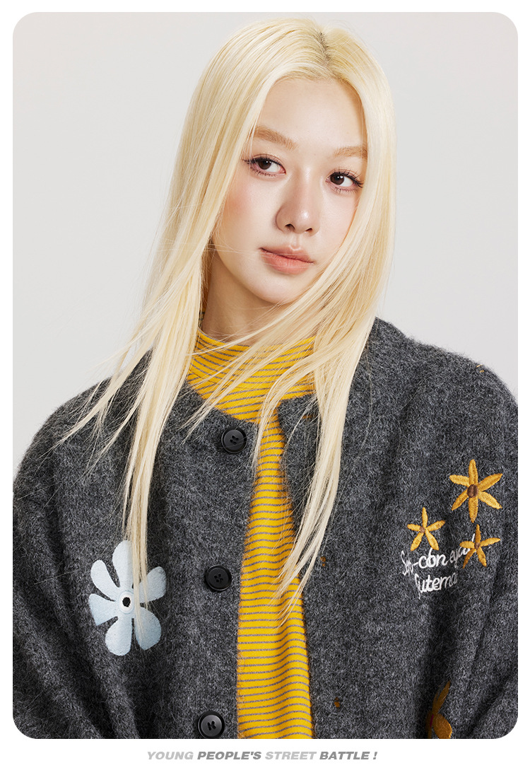 Women’s Retro Floral Embroidered Cardigan Sweater