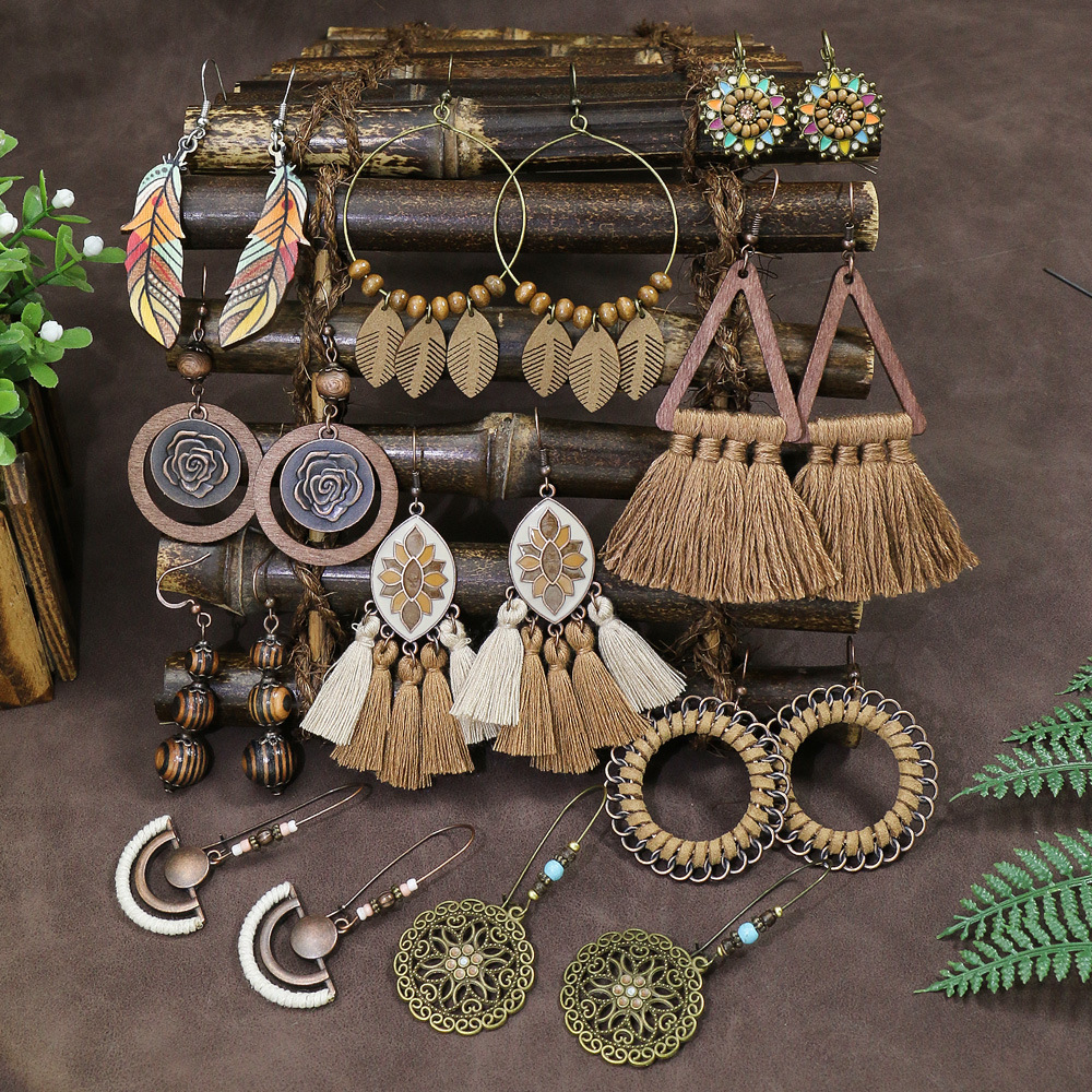 Style Tassel Earrings Female Leaf Circle Metal Leather Earrings