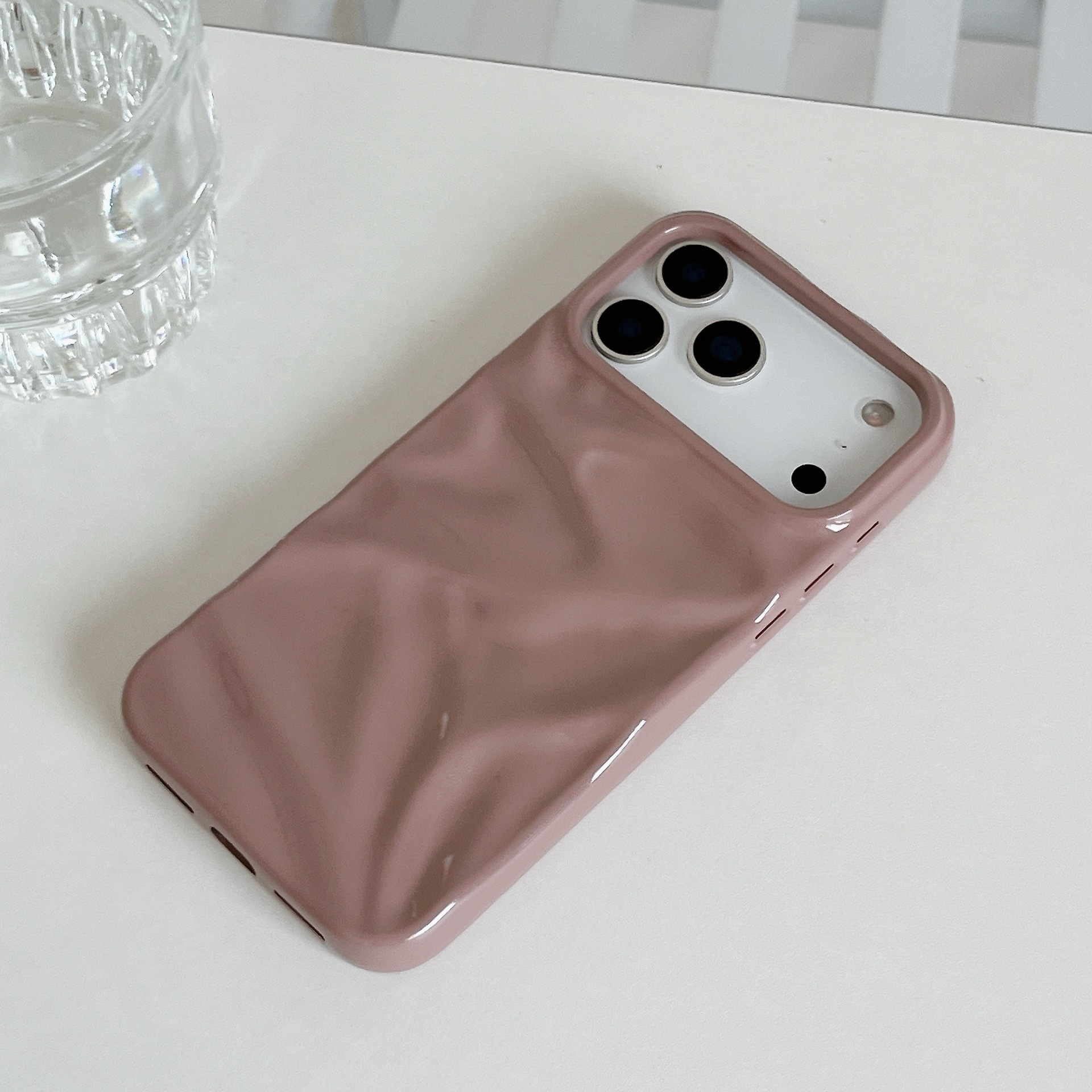 Simple Solid Color Pleated Soft Shell - Image 7