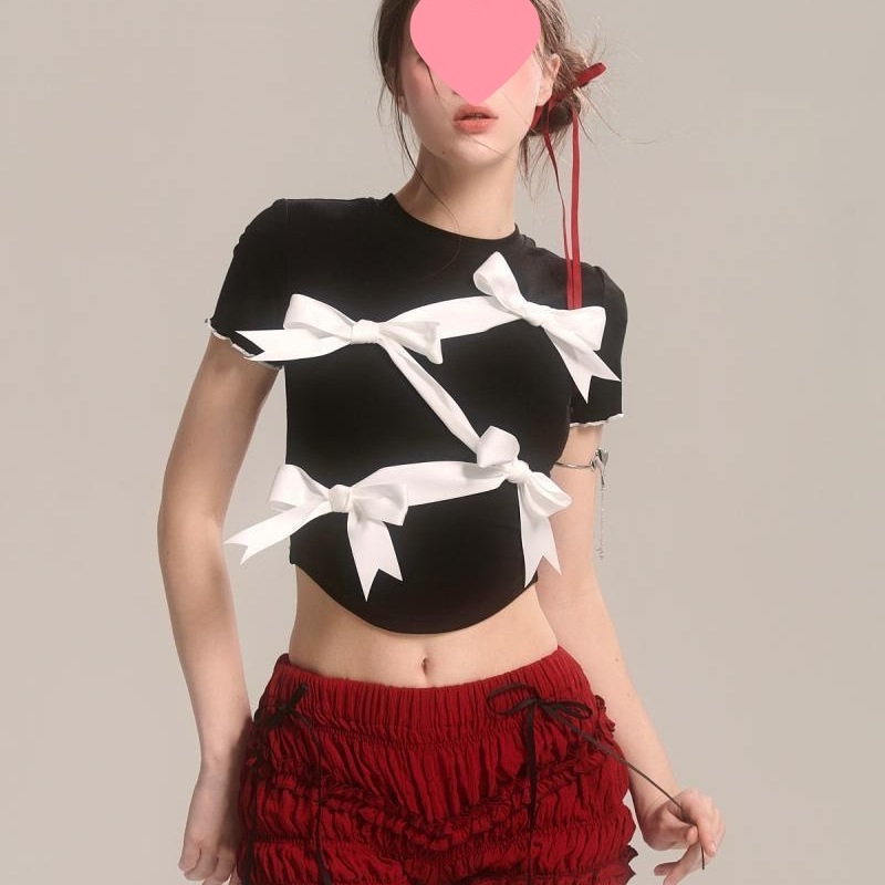 Pure And Alluring Black Bow-necked Niche-fit Top