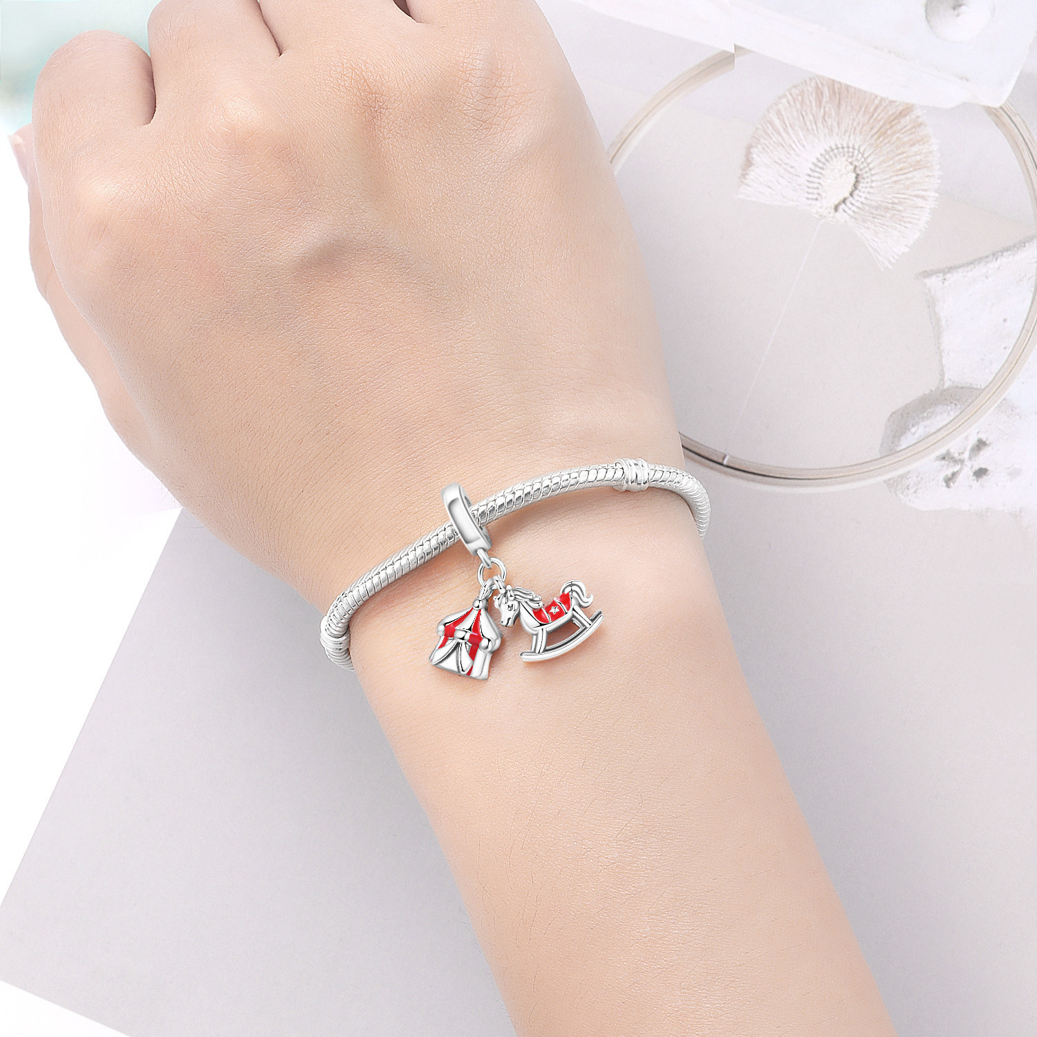 https://cf.cjdropshipping.com/quick/product/7eeadd39-ca50-495b-a737-8cf99a5d285d.jpg