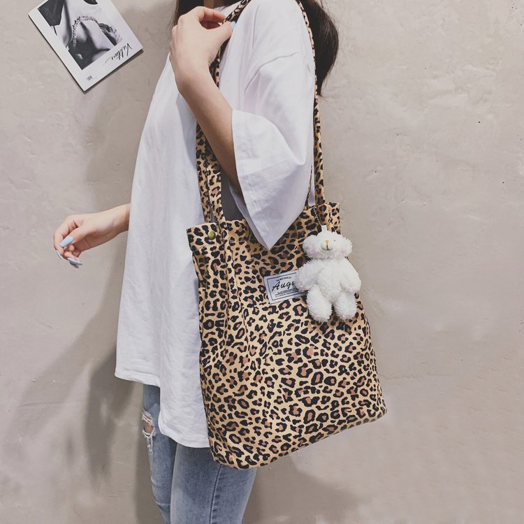 https://cf.cjdropshipping.com/quick/product/7f2ecd3a-2fbc-4f52-acd9-20e18a341fb8.jpg