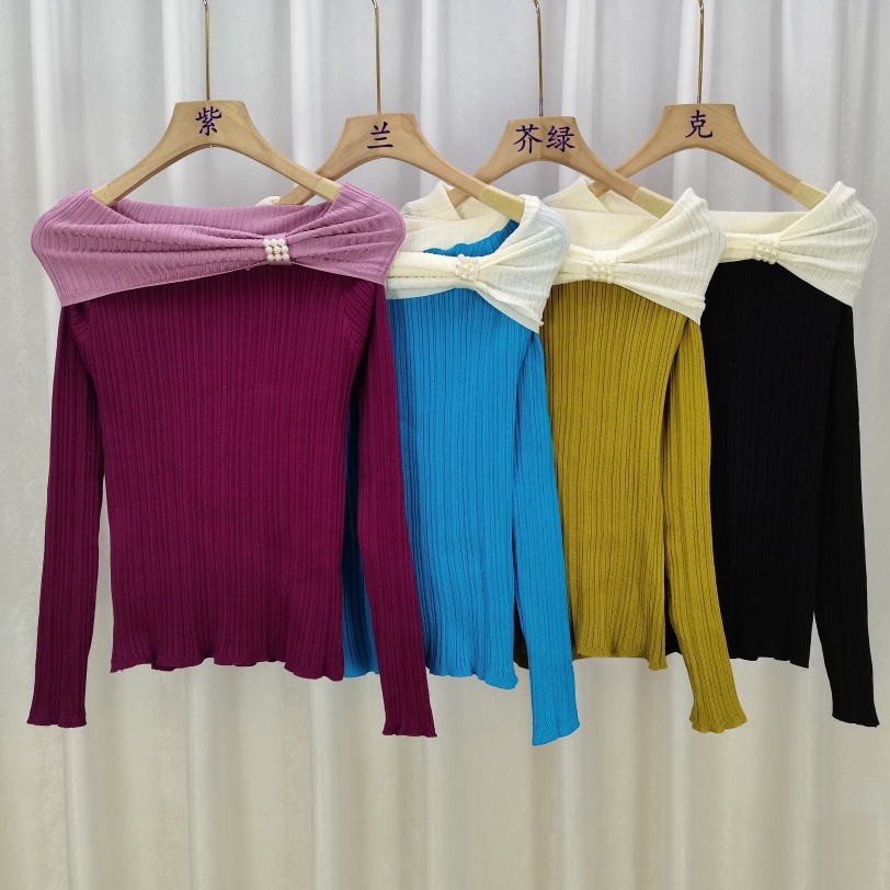 Contrast Color Pearl Buckle Bow Long Sleeve Sweater