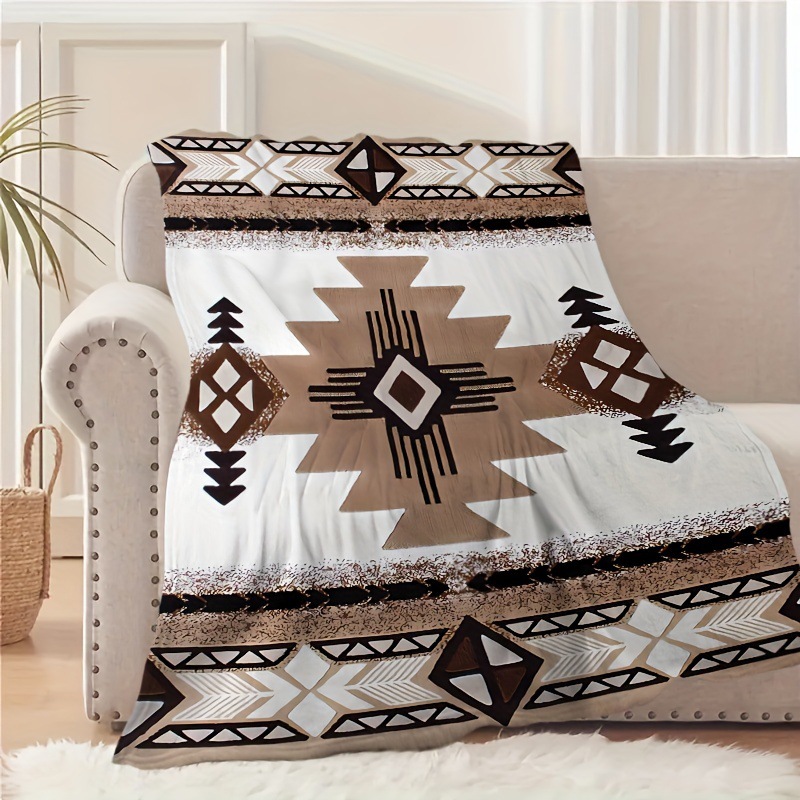Bohemian-style Flannel Blanket For Cozy Bedding