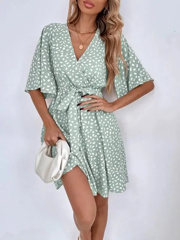 Women's Short-sleeved Lace-up Waist Trimming Versatile Dress