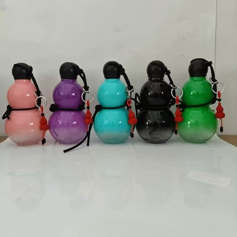 Title 7, New Plastic Sports Bottle Large Capacity