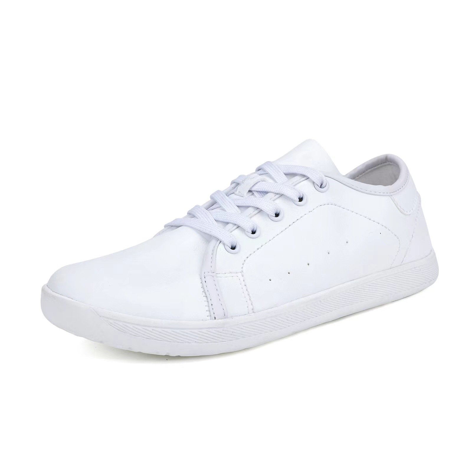 668 White Wide Toe Shoes