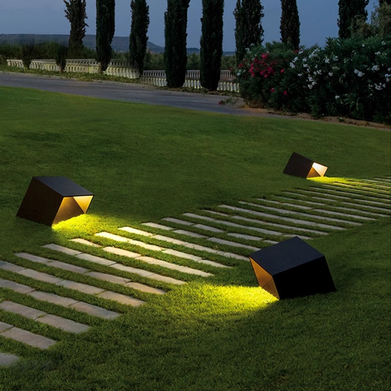 Black Solar Led Spotlight Outdoor Waterproof