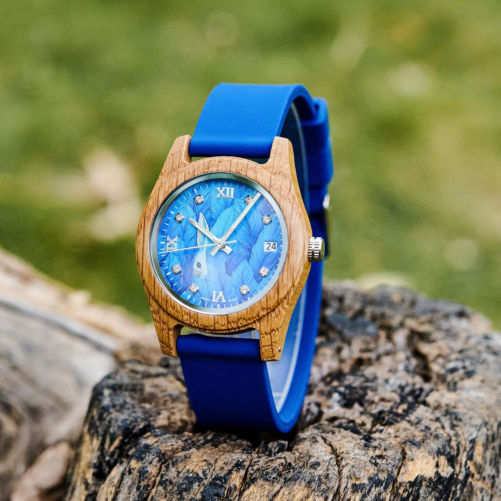 Natural Wood Watch for Women - Lightweight Eco-Friendly Quartz Wristwatch with Minimalist Design Casual Daily Wear 4