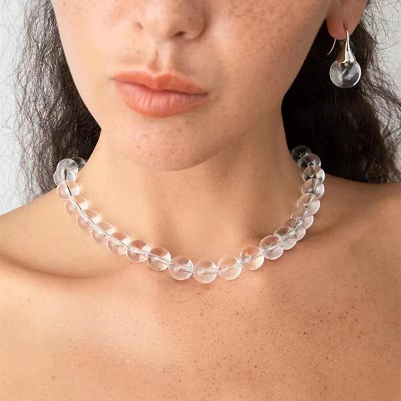 Natural Clear Crystal Bead Necklace With A Seamless Magnetic Clasp For Women