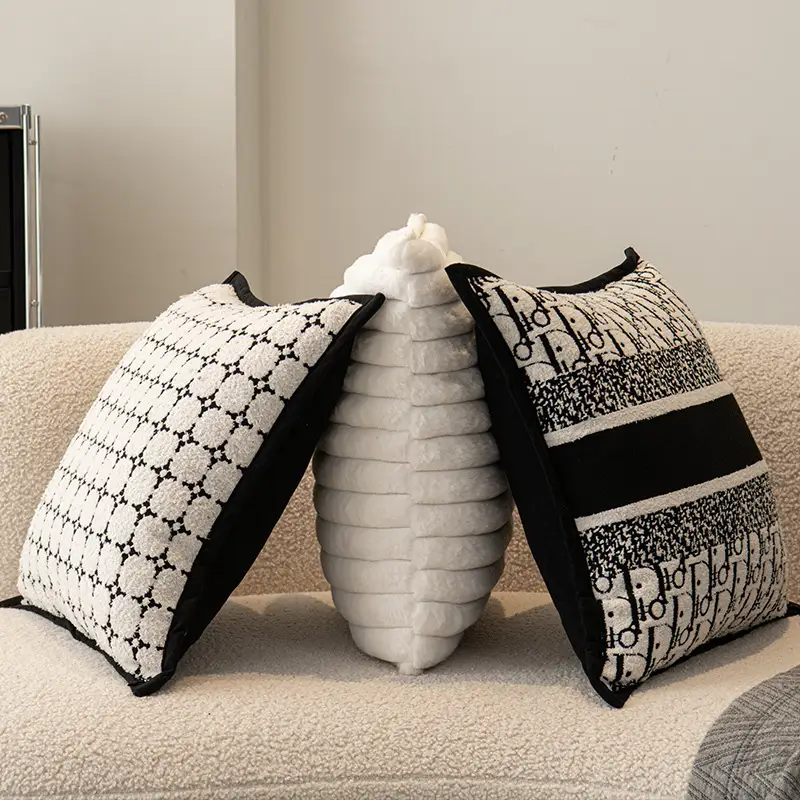 Simple Versatile Throw Pillow With A Touch Of Light Luxury