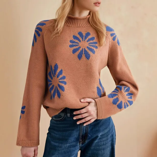 Round Neck Flower Color Collision Design Casual Knitted Sweater Khaki - Shop at LoveMi