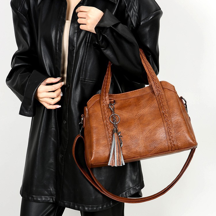 Sac à main vintage — Élégance intemporelle - image 3