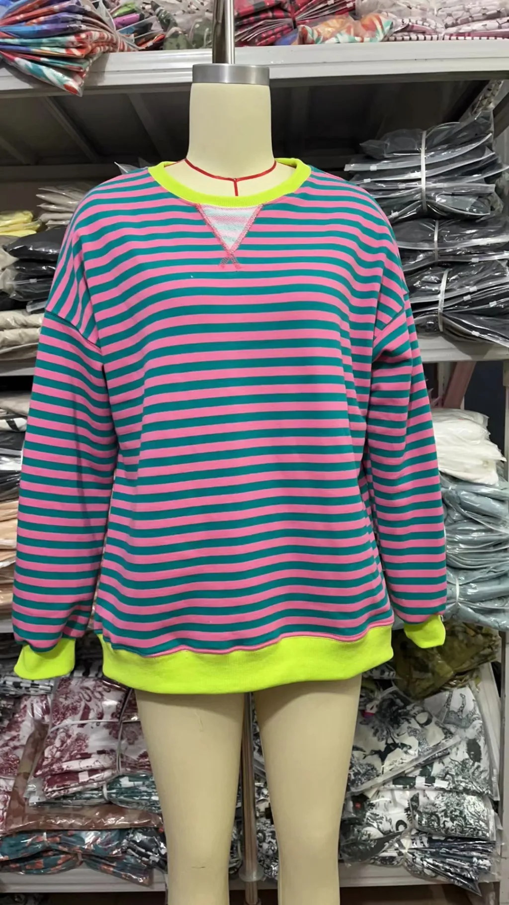 Striped Round Neck Contrast Color Loose Long Sleeve Sweatershirt - Light Green Stripes