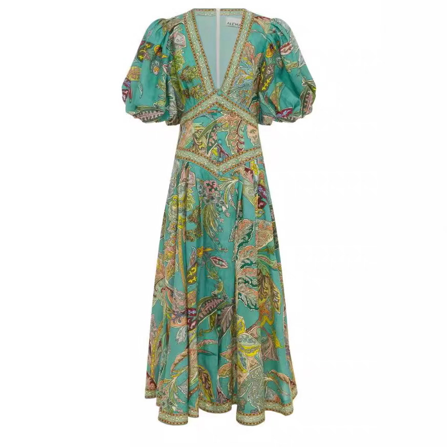 V-neck Profile Printed Large Swing Vacation Style Dress