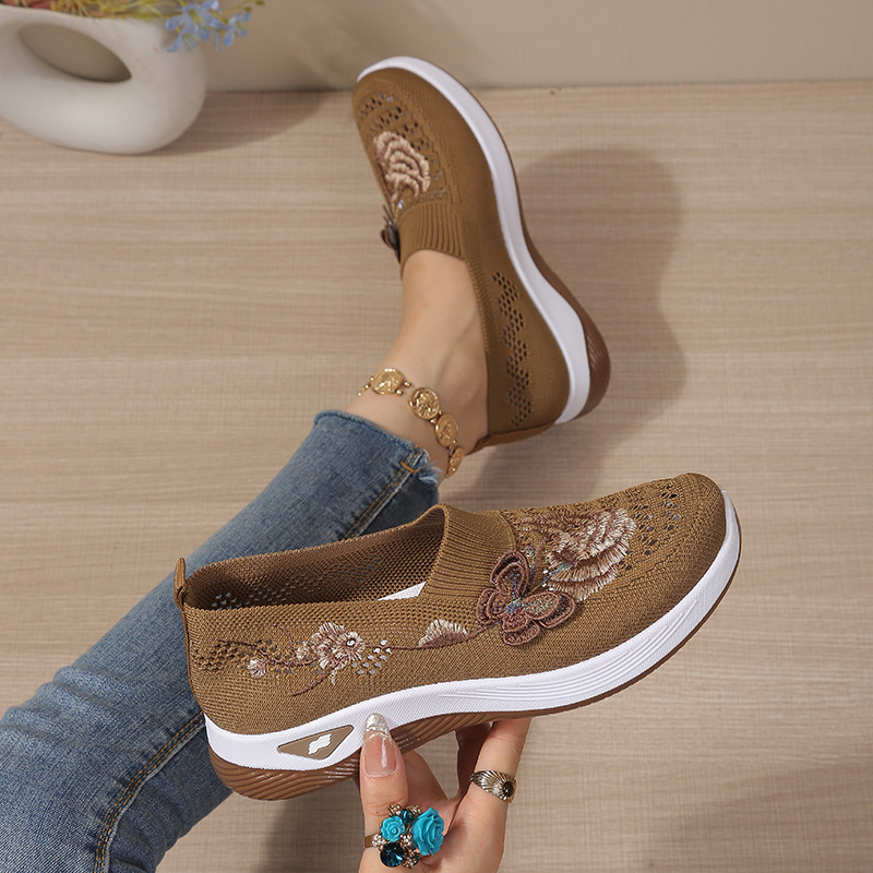 Embroidered Walking Shoes Hollowed-out Mesh Casual Shoes
