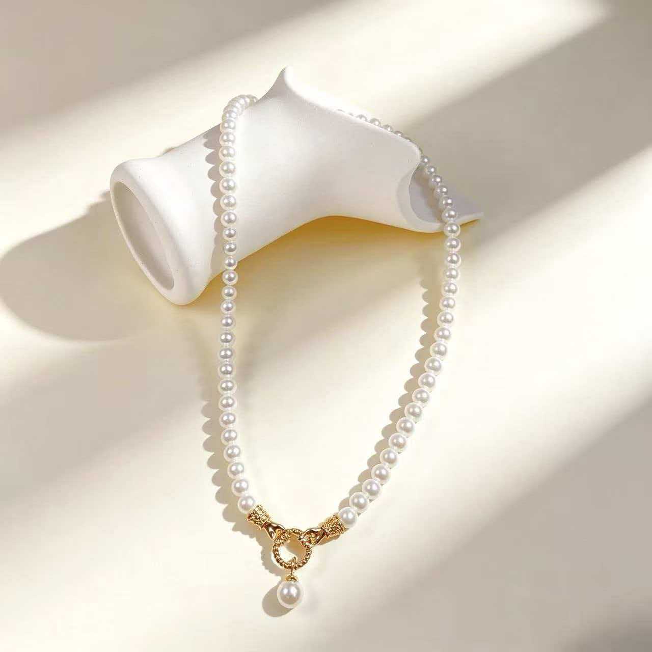 French-style Camellia Pearl Necklace For Women