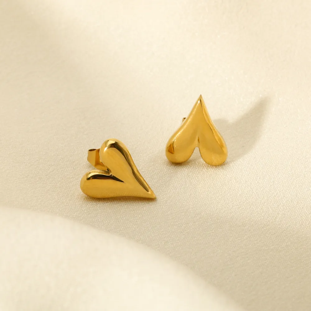 New Titanium Steel Love Heart Earrings Fashion Stainless Steel