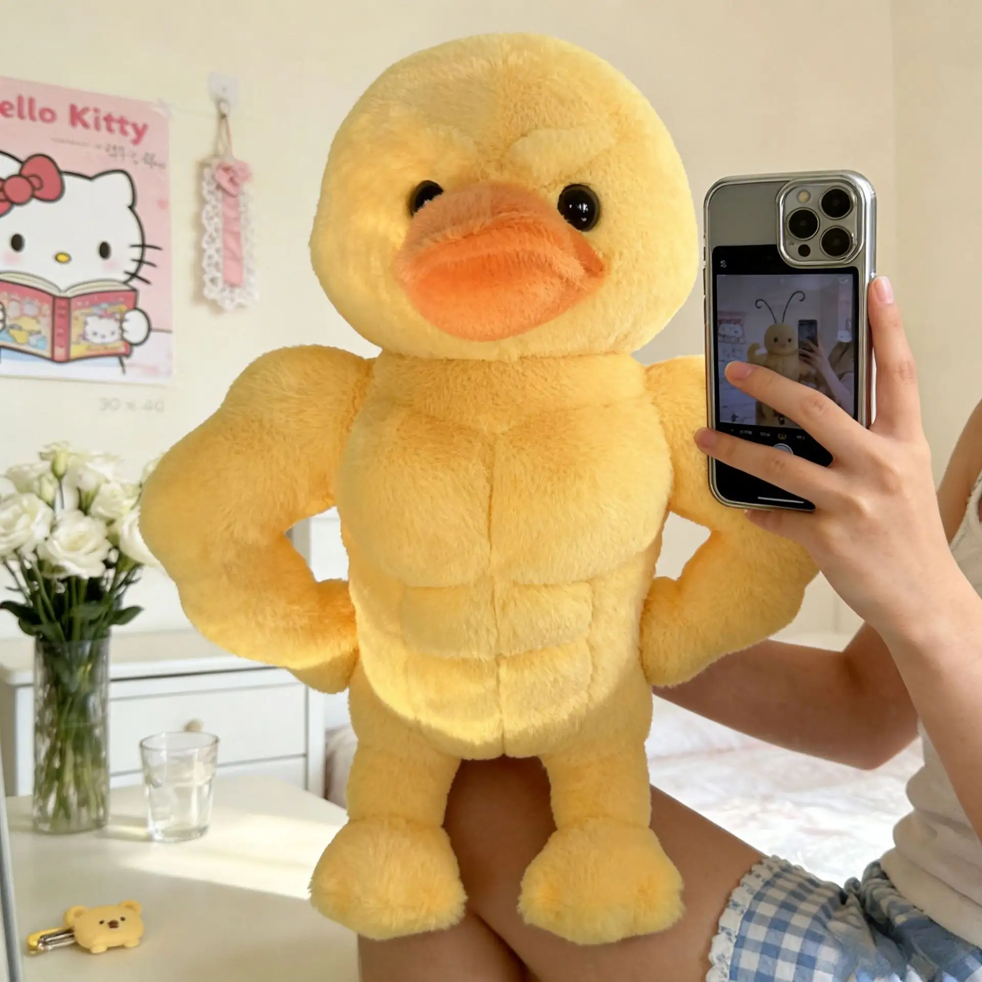 Internet-famous Funny And Silly Muscle Duck Abs