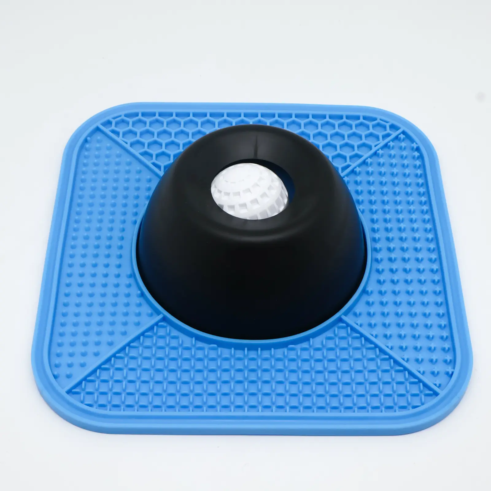 Non-Slip Silicone Pet Slow-Feeding Bowl For Licking