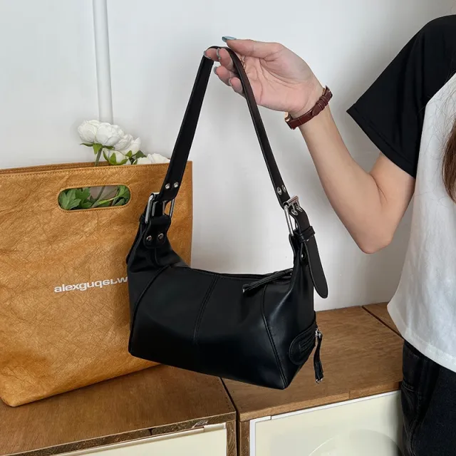 Y2K Style Shoulder Bag For Women Trendy Motorcycle Handbag Minimalist Shoulder Purse For Girls Street Wear Black - Shop at LoveMi