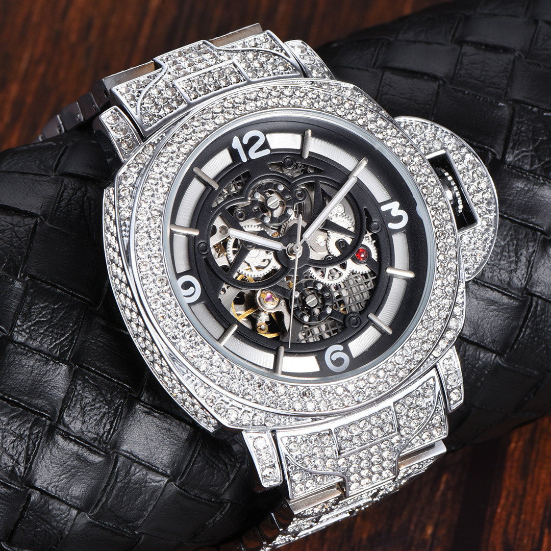 Title 12, Reloj mecánico para hombre con diamantes comple...