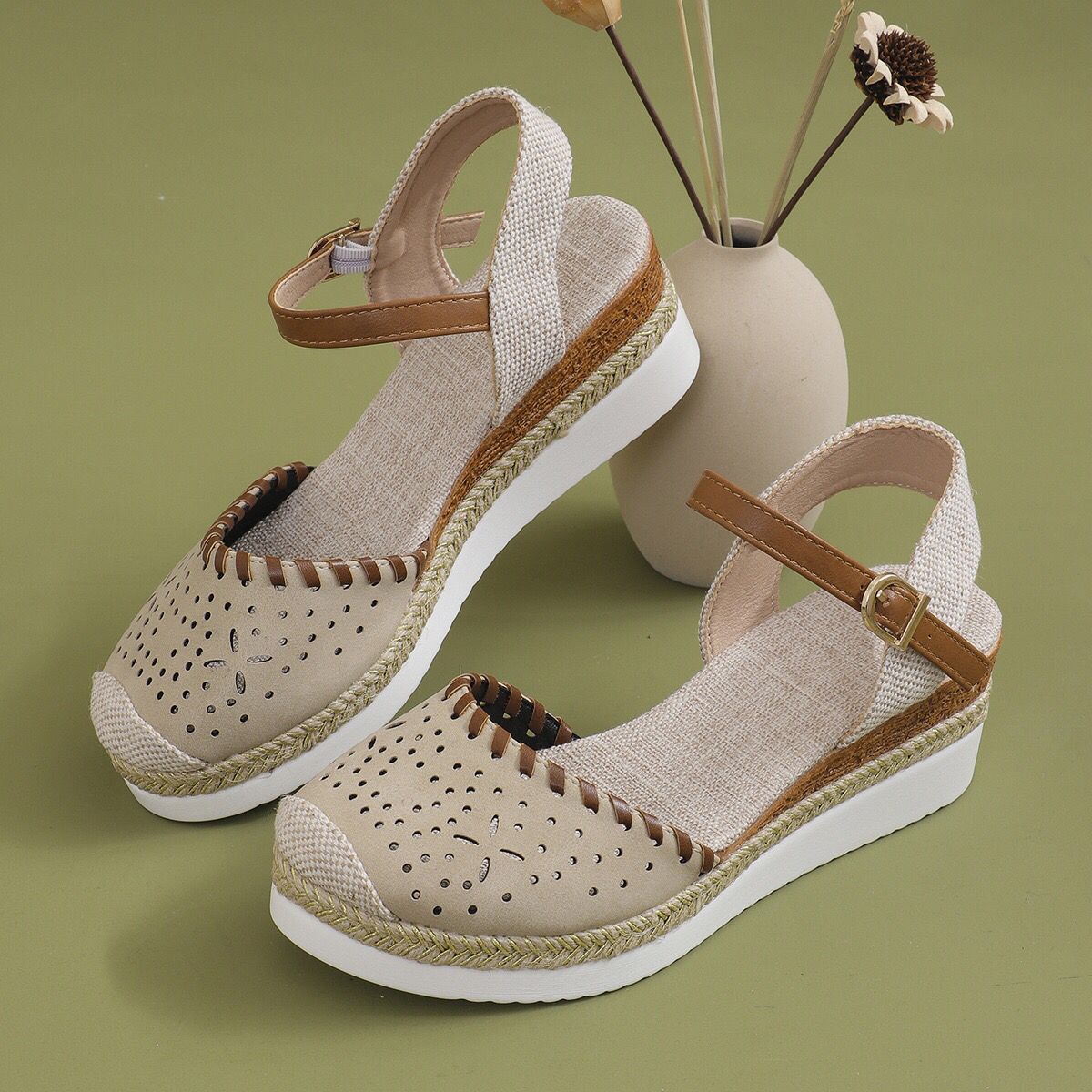 https://cf.cjdropshipping.com/quick/product/815cb19e-dd96-45a2-a223-b114666dc447.jpg