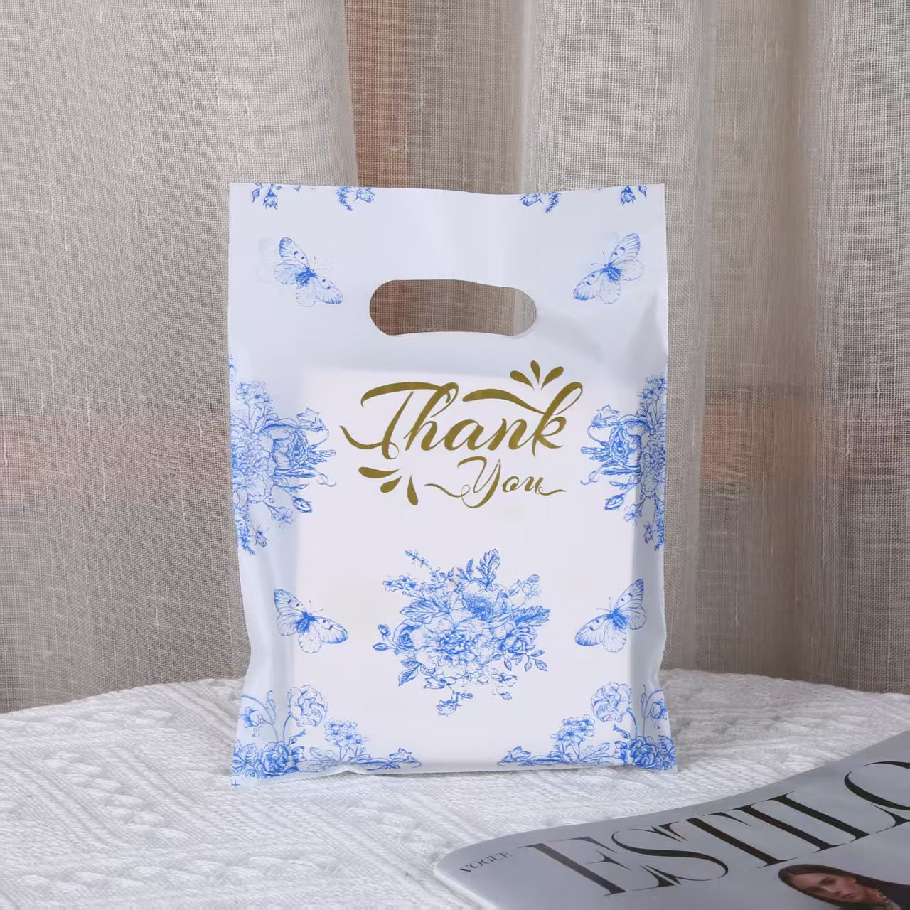 Thickened Plastic Four-finger Flat-mouth Tote Bag