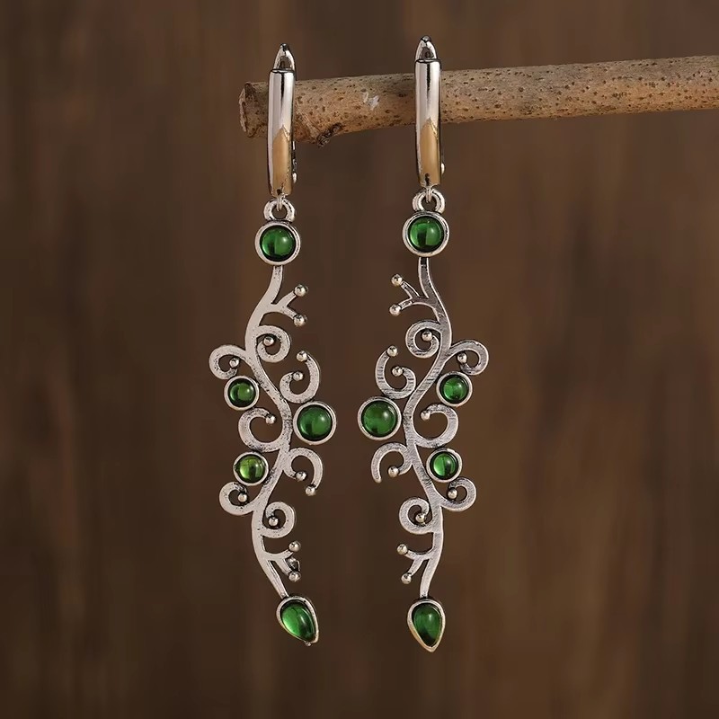 Creative Retro Metal Pendant Earrings Female Party Personality