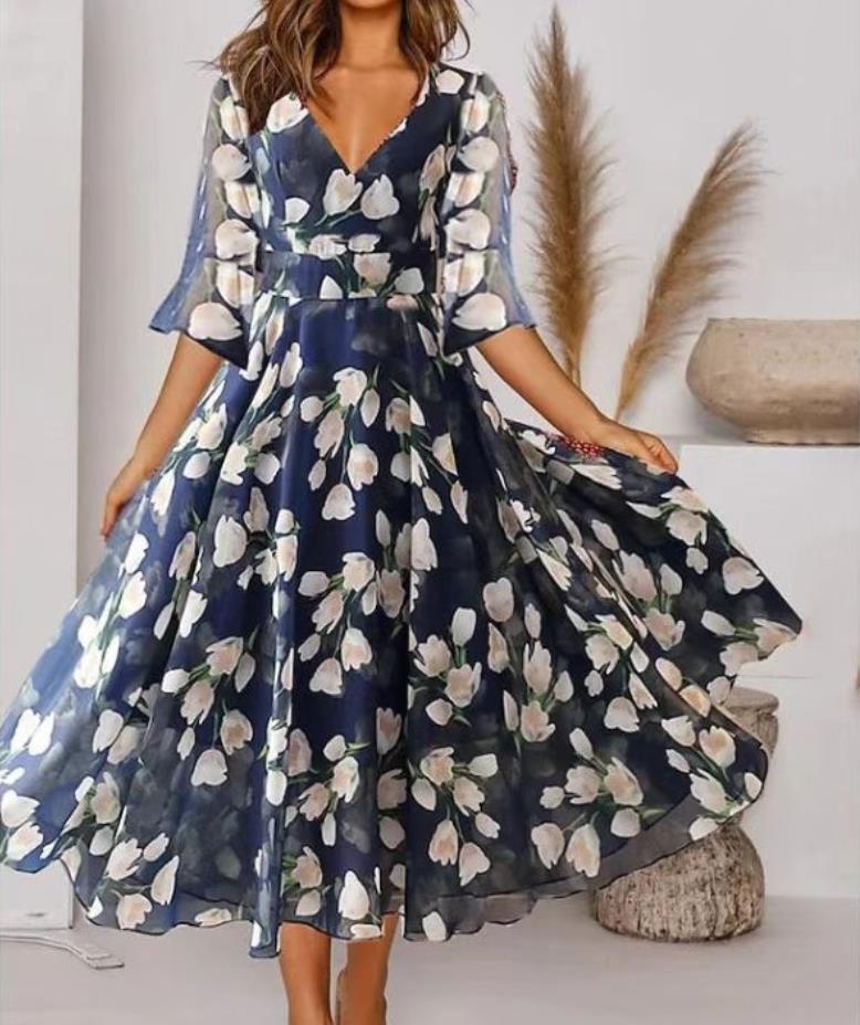 Women's Fashion Casual V-neck Half-length Sleeve Dress