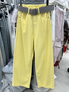 High Waist Wide Leg Jeans Slimming And Straight - Yellow Belt - View 1