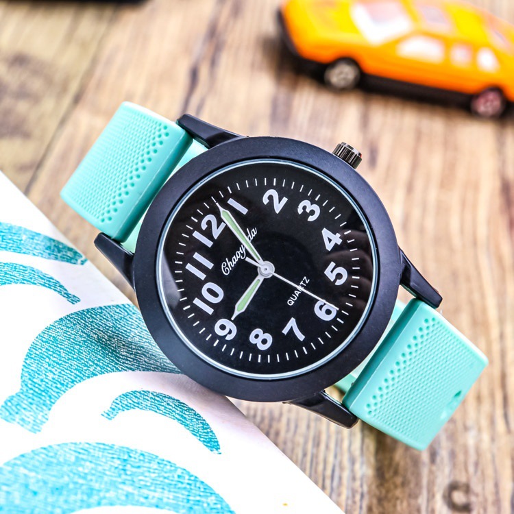 Buy Women's Clothing Online | Buy Trending Dresses for Women