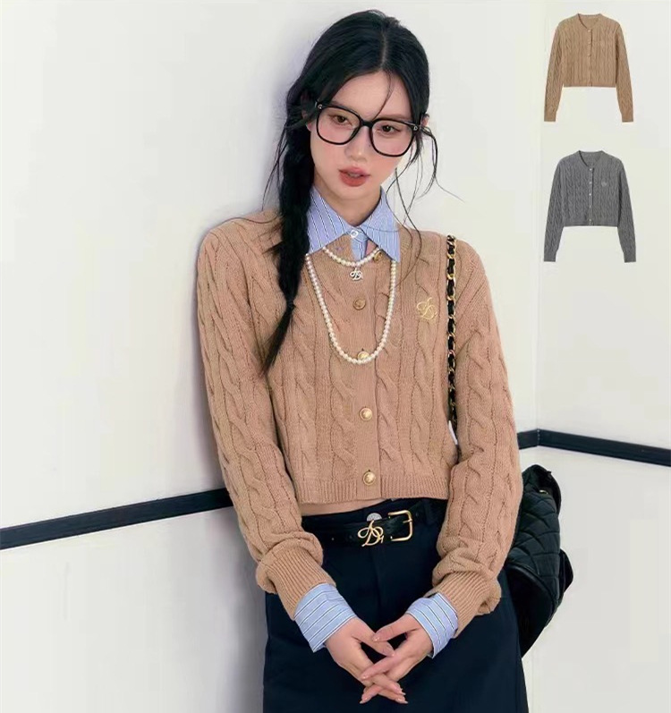 Short Knitted Women's Embroidery Preppy Style Cardigan Top