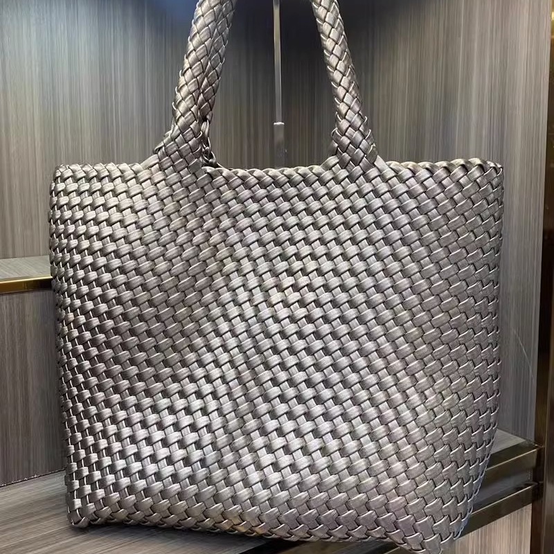 High-end Handwoven High-capacity Stylish Underarm Shoulder Bag