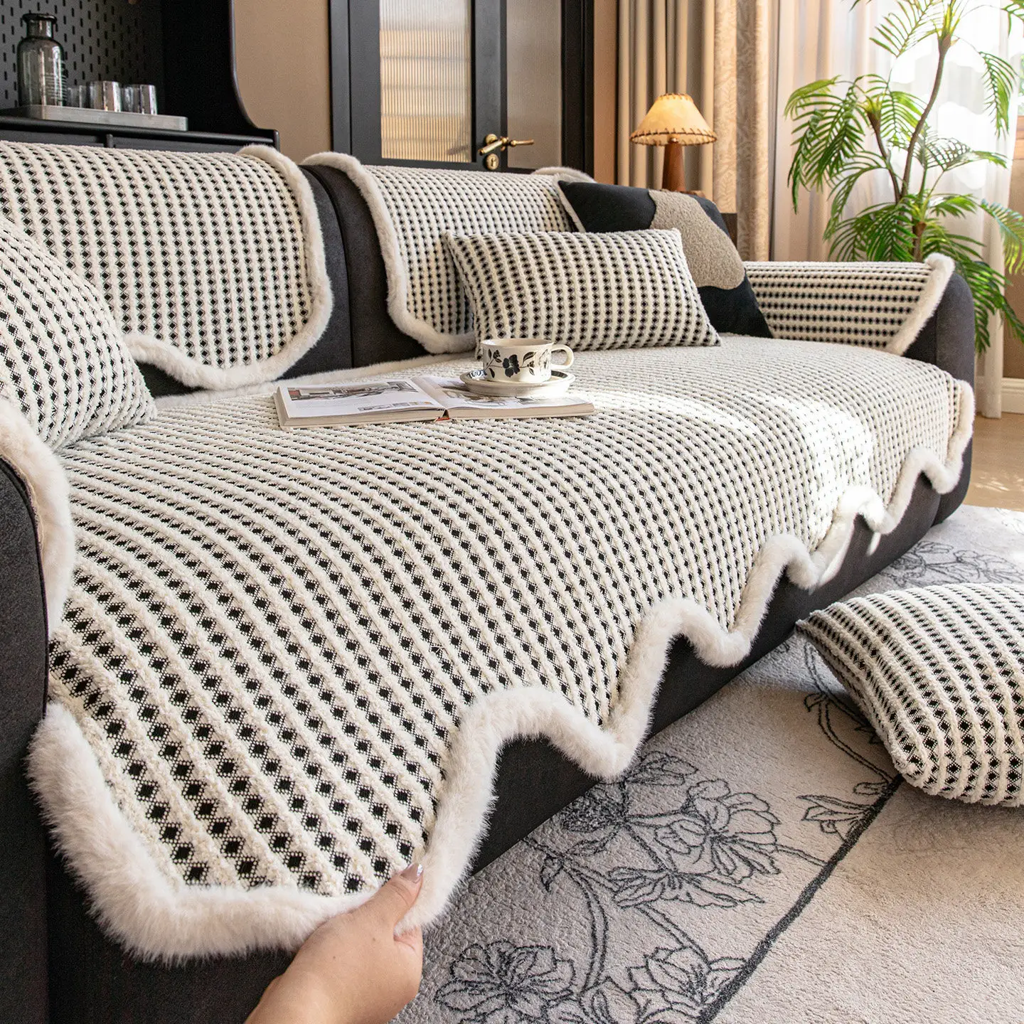 Pad-style Fixed Non-slip Leather Sofa Cover