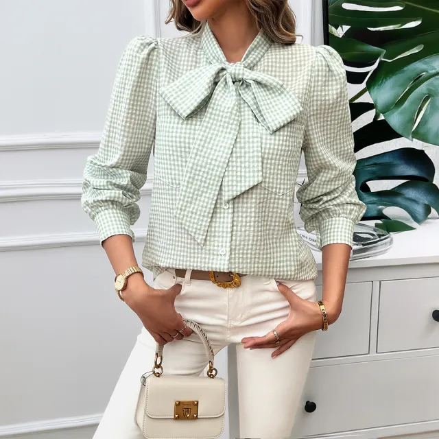 Top Women's Contrast Color Long Sleeves Shirt Green - Shop at LoveMi