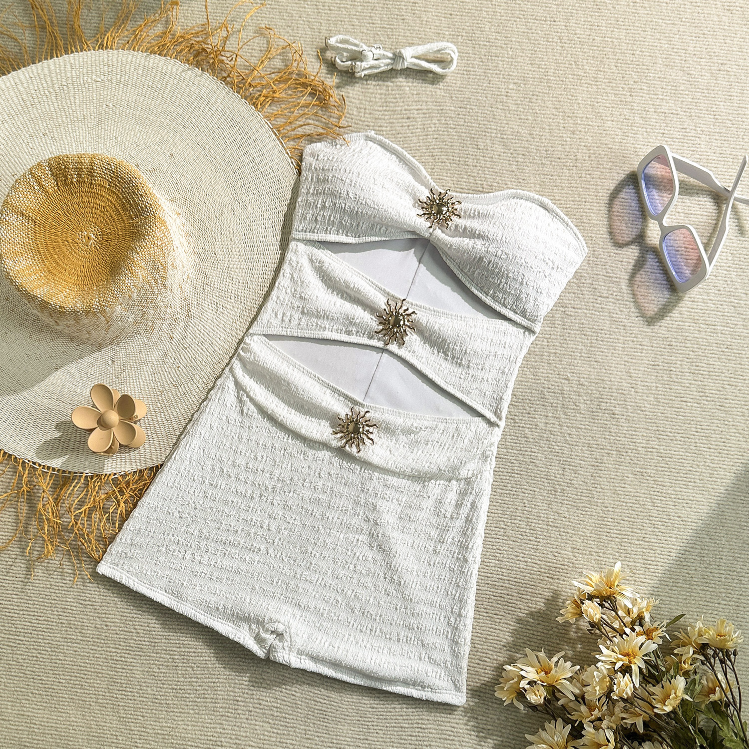 Buy Women's Clothing Online | Buy Trending Dresses for Women