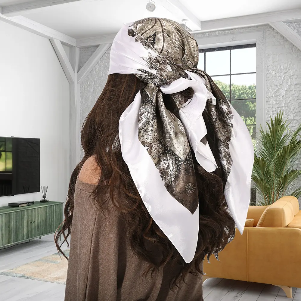 Retro-print Casual Silk Scarf