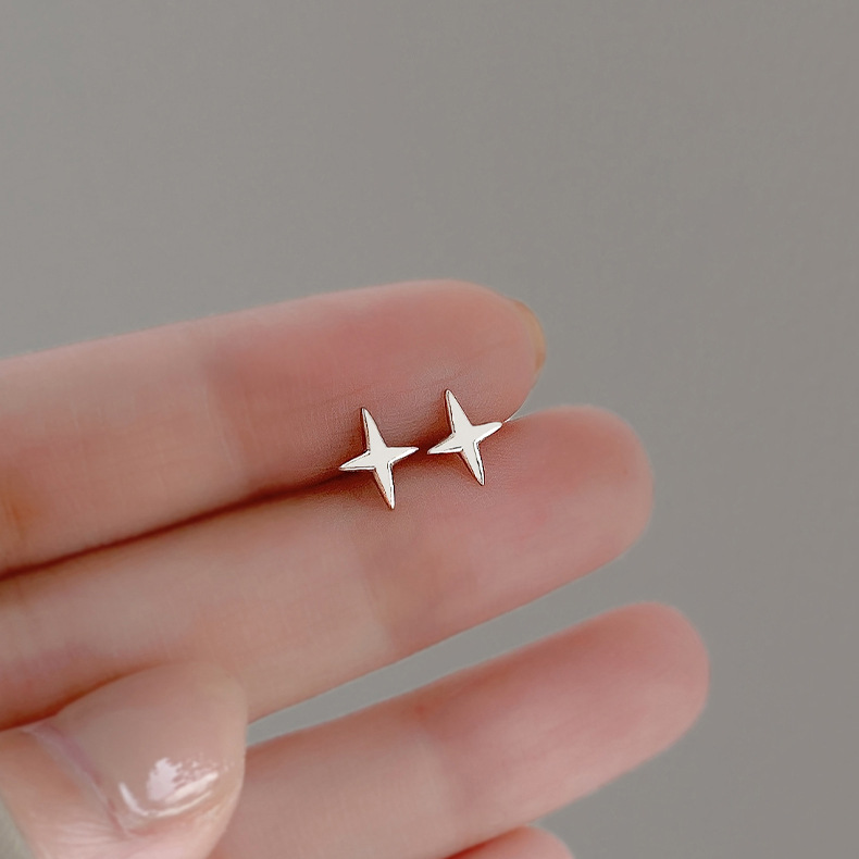 Four Eight-pointed Stars Stud Earrings Women's Simple Earrings