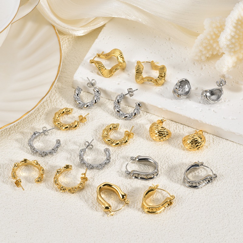 Edgy, High-end Earrings For Fashion-forward Women