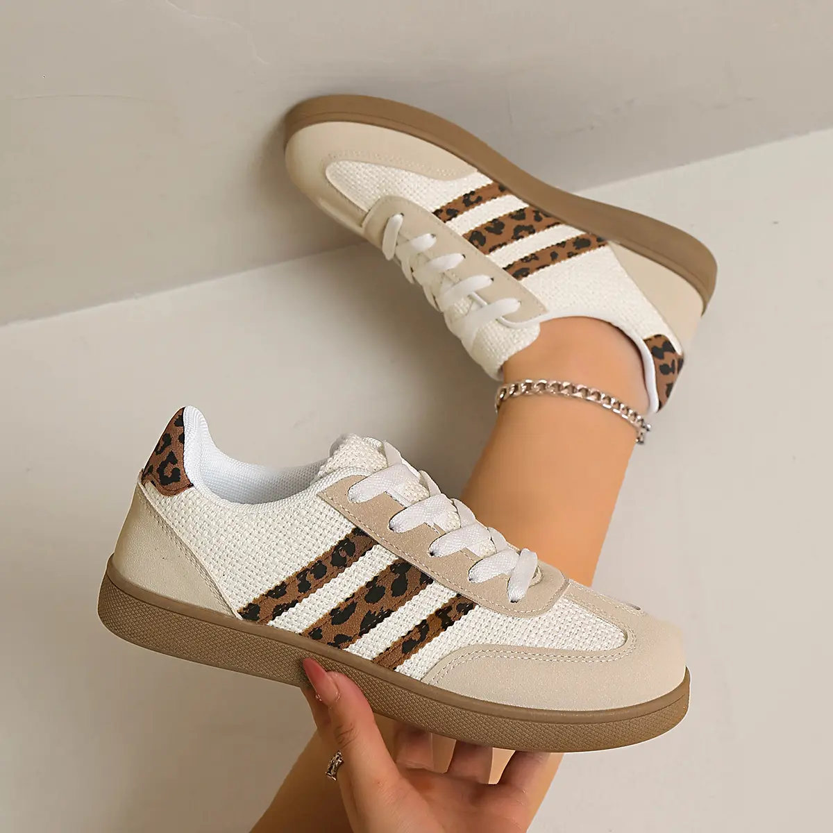Vintage Versatile Sports Casual Sneakers