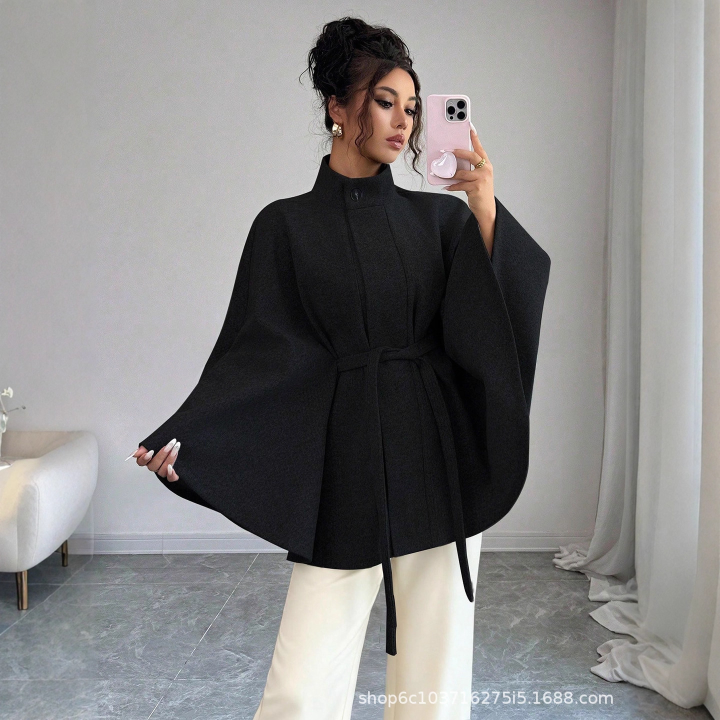 Stylish Minimalist And Relaxed Fit Long Sleeve Jacket For Women