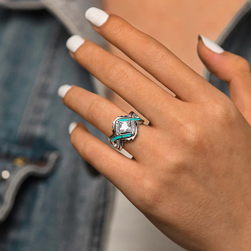 Future Geometry Light Luxury High-End Ring