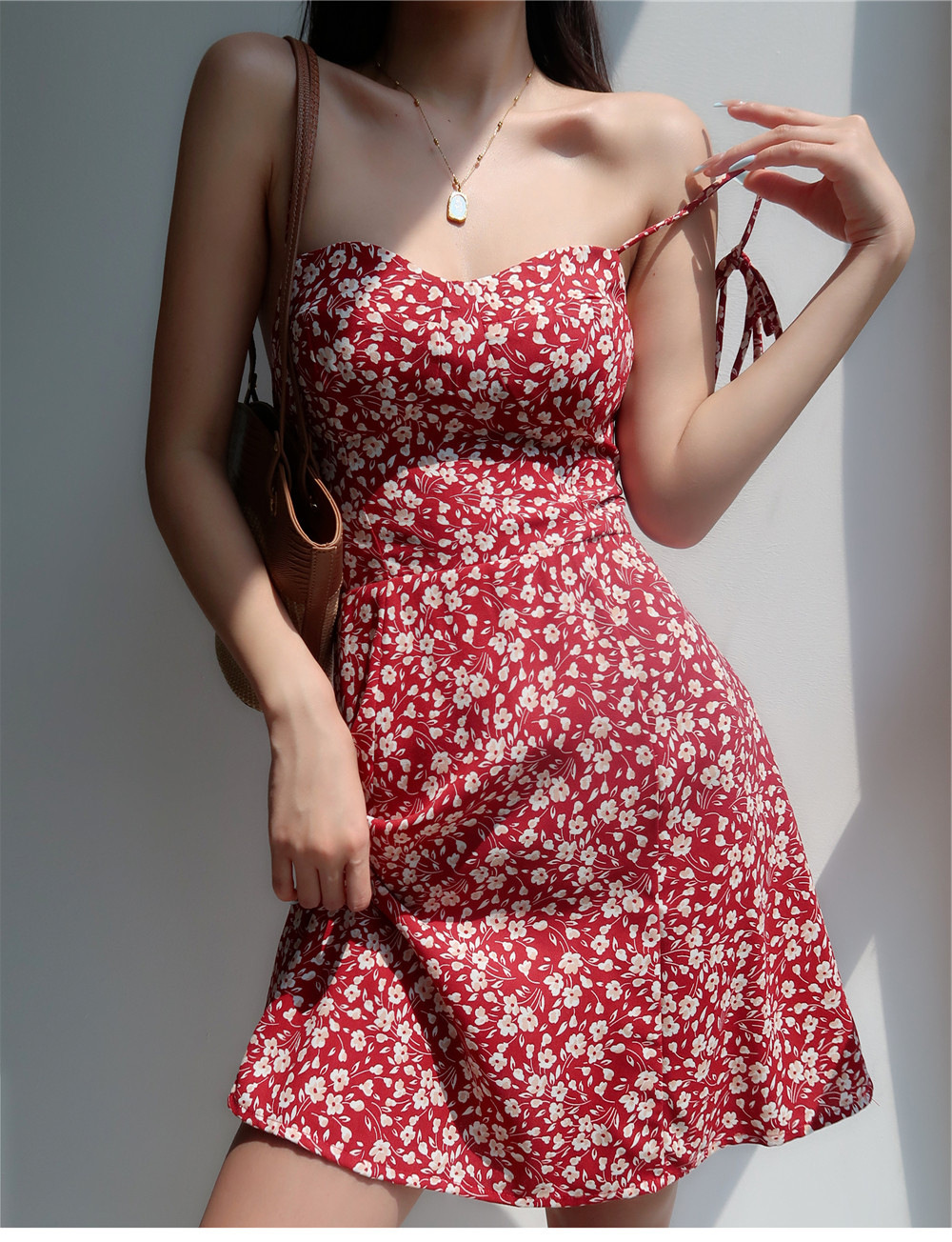 Buy Women's Clothing Online | Buy Trending Dresses for Women