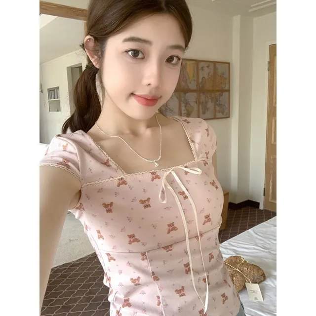 Women's Summer Slim Fit Niche Chic Square Collar Short Sleeve T shirt Top Foundation Bear - Shop at LoveMi