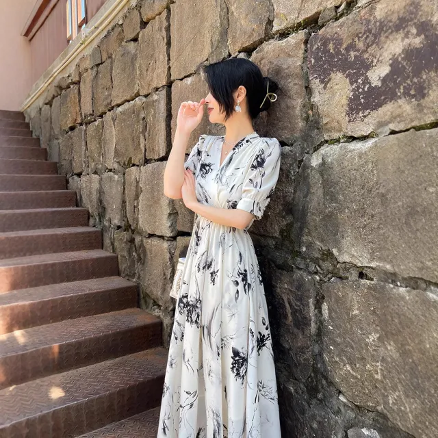 Women's Elegant Short Sleeve V Neck Midi Body Slimming Chic Commuter Dress Picture Color 2Xl - Shop at LoveMi