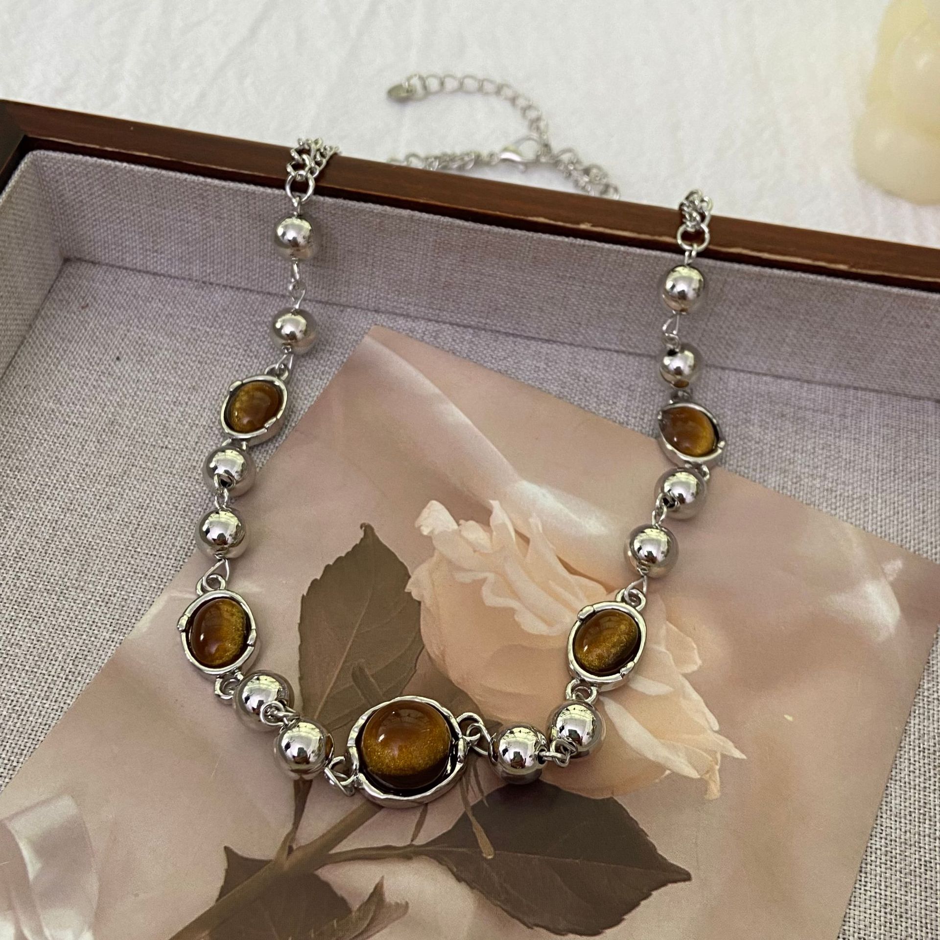 https://cf.cjdropshipping.com/quick/product/82f552f3-8fd2-4d98-92b6-08aa798a055e.jpg